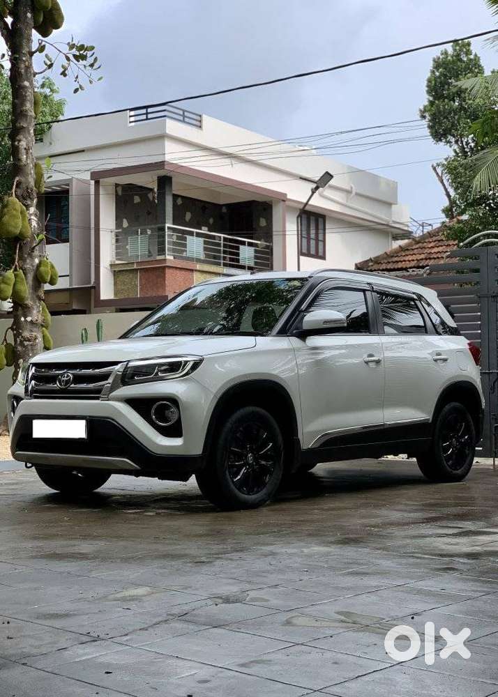 Toyota Urban Cruiser Cruiser High, 2022, Petrol
