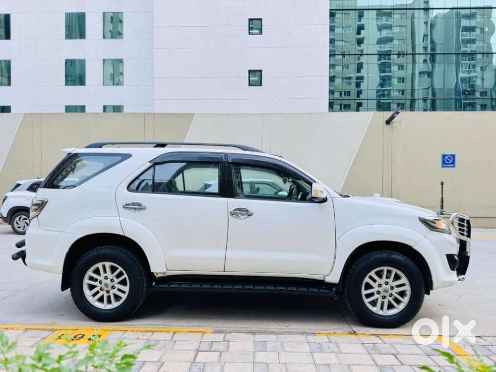 Toyota Fortuner, 2013, Diesel