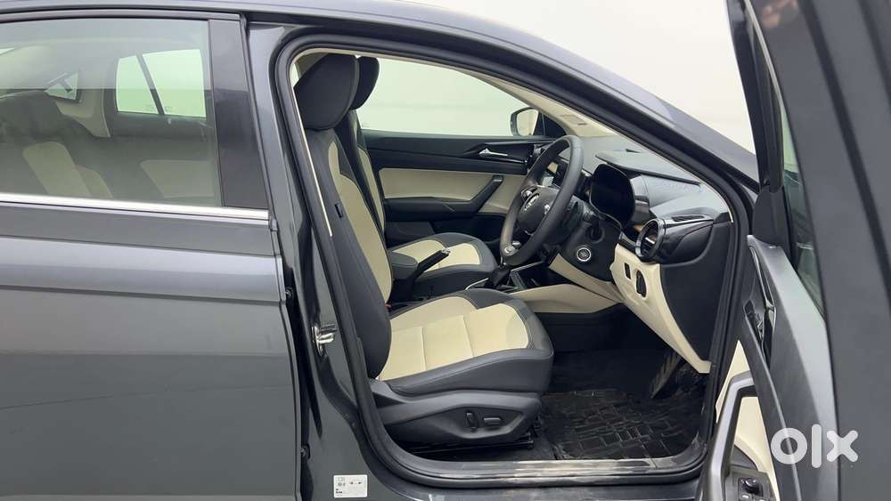 Skoda Slavia 1.0 Tsi Style At, 2026, Petrol