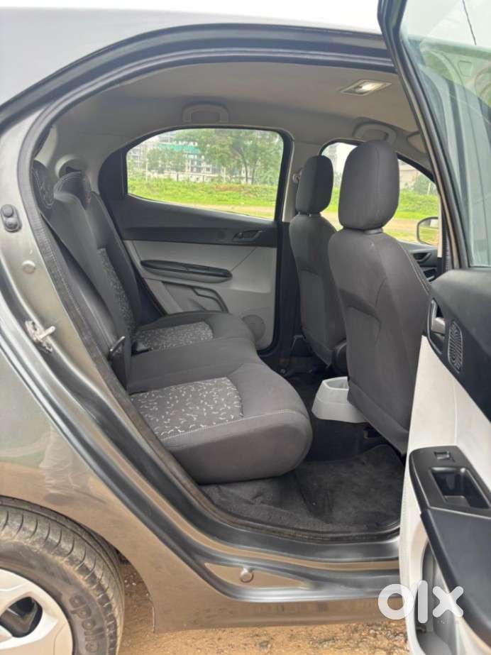 Tata Tiago 1.2 Revotron Xt (o), 2021, Petrol