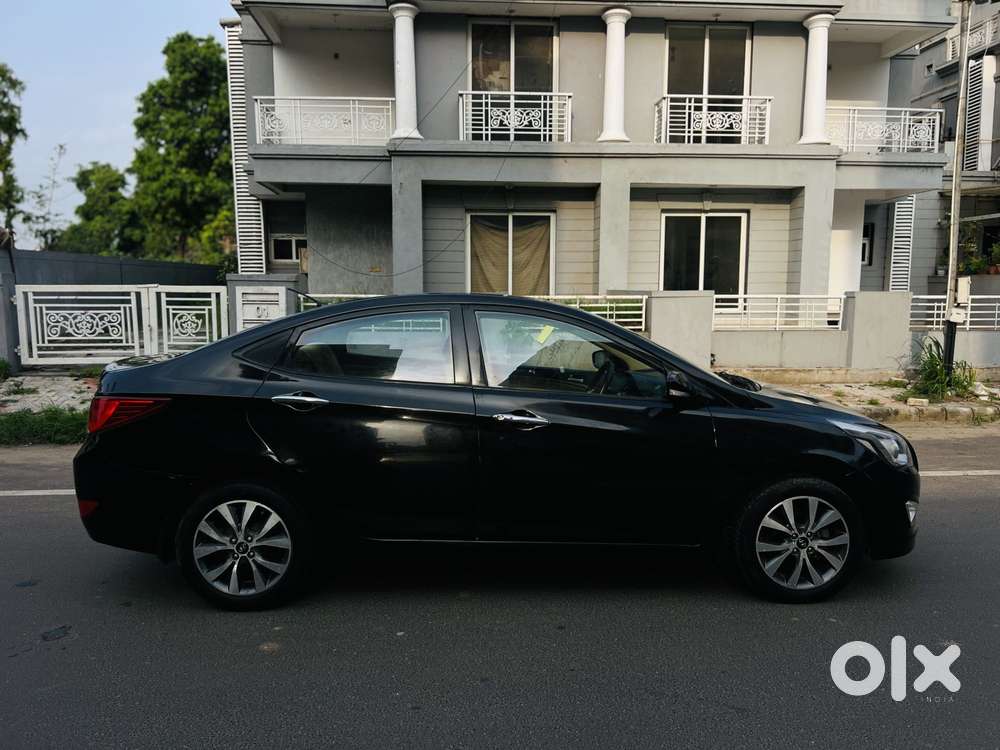 Hyundai Verna Vtvt 1.6 Sx, 2015, Petrol