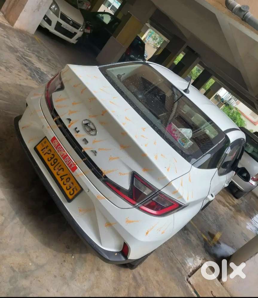 Hyundai Aura 2022 Diesel Well Maintained