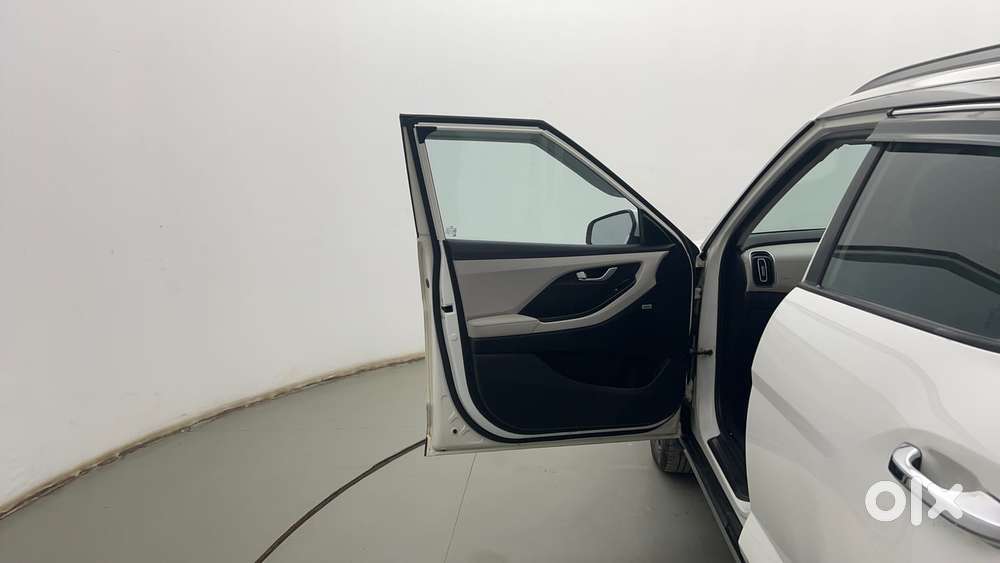 Hyundai Creta Sx 1.5 Petrol Cvt, 2022, Petrol
