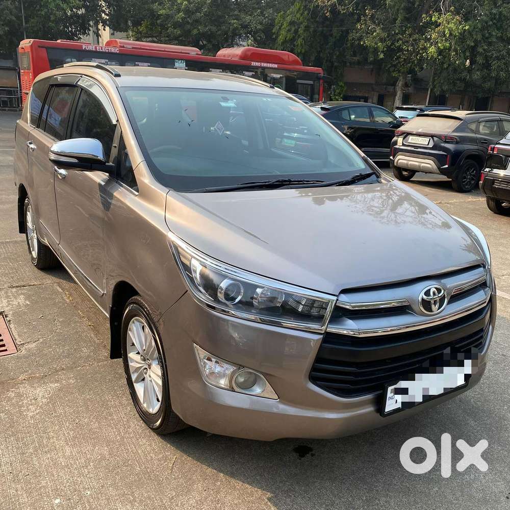 Toyota Innova Crysta 2.8z Automatic, 2016, Diesel