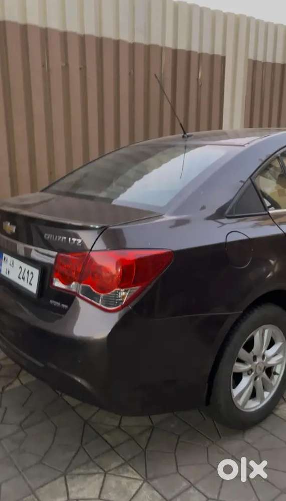 Only 33000 Km Driven Chevrolet Cruze Ltz Diesel 2017