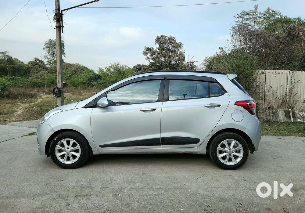 Hyundai Grand I10 1.2 Kappa Vtvt Asta (o) At, 2015, Petrol