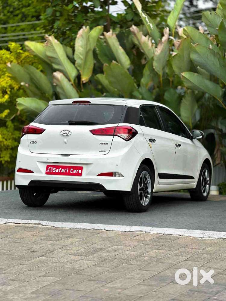 Hyundai I20 Petrol Asta Option, 2015, Petrol
