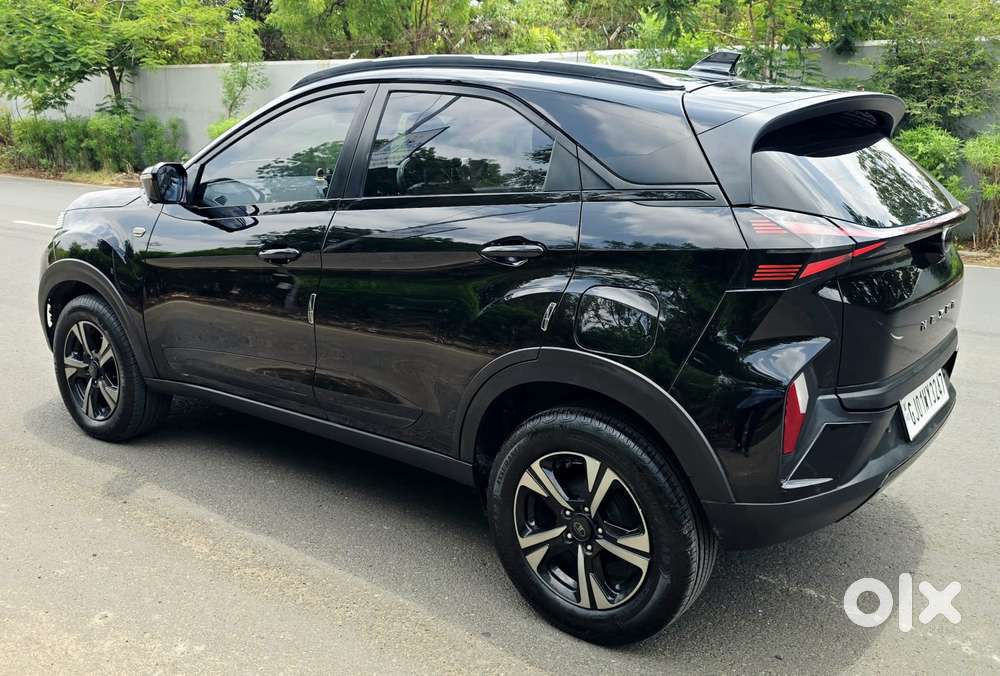 Tata Nexon Fearless Plus S 1.5 Revotorq Diesel 6 Amt Dt, 2025, Diese..