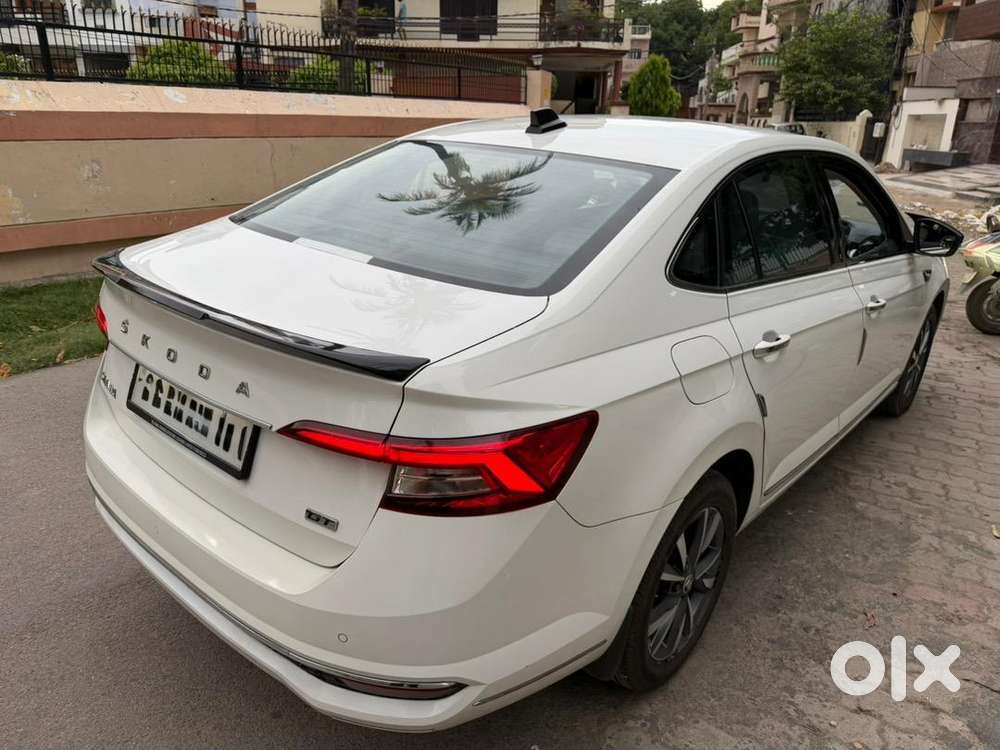 Skoda Slavia 1.5 Tsi Dsg