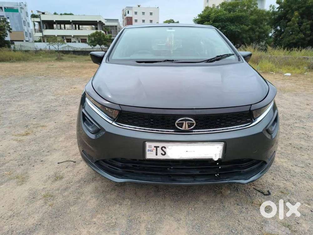 Tata Altroz Xe Petrol 2020 Year