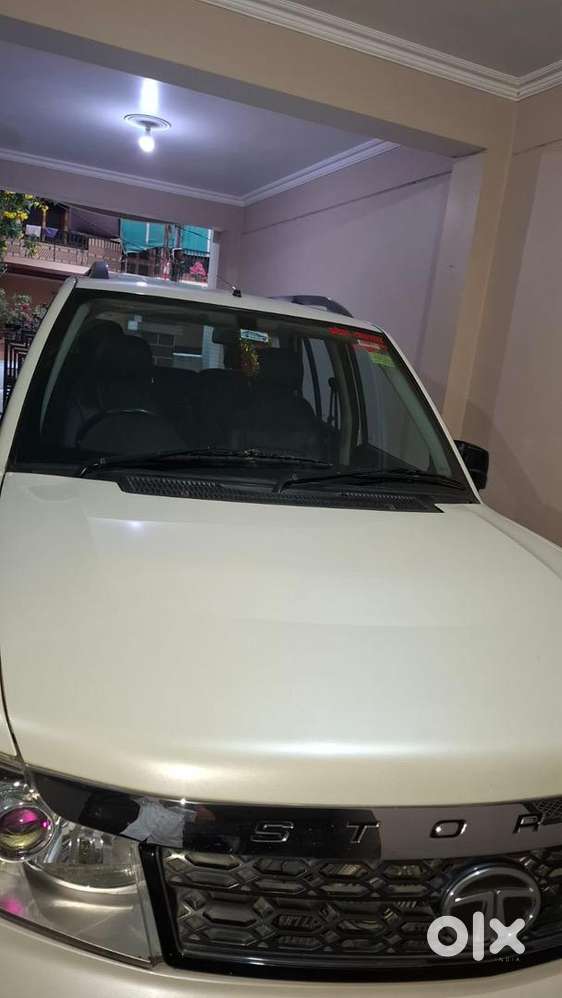 Tata Safari Storme Pearl White Colour In Very Good Condition