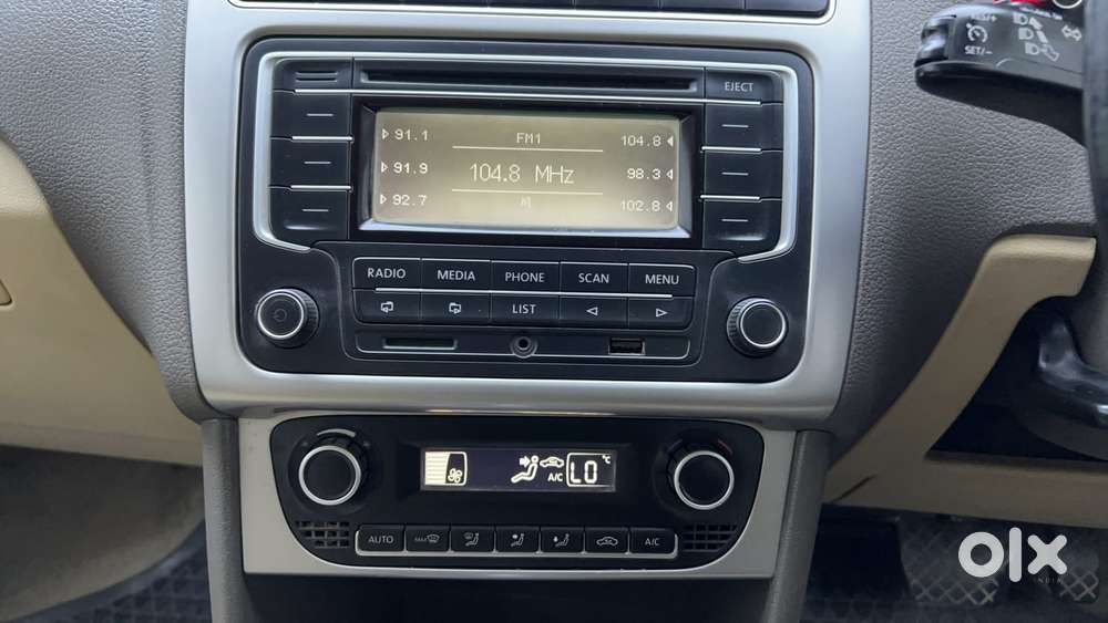 Volkswagen Vento 2010-2013 Petrol Highline, 2016, Petrol