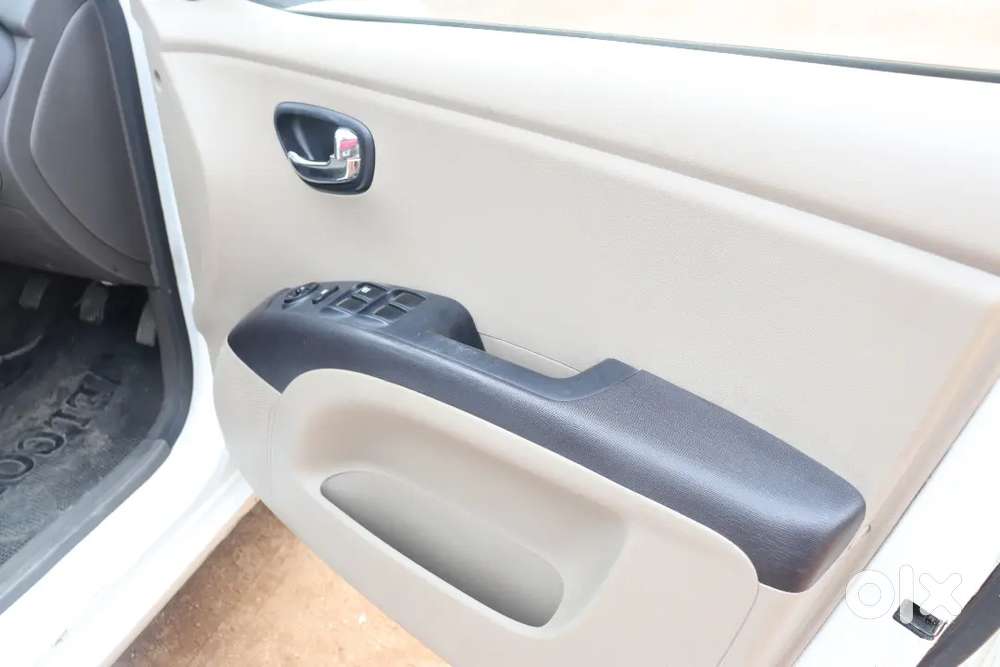 Hyundai I10 Sportz 2011 (paper Valid Till 2031)