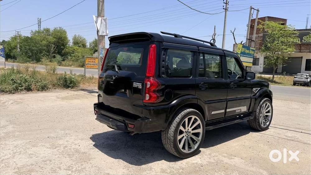 Mahindra Diesel 2024 Car 22 Inch New Alloy Wheel