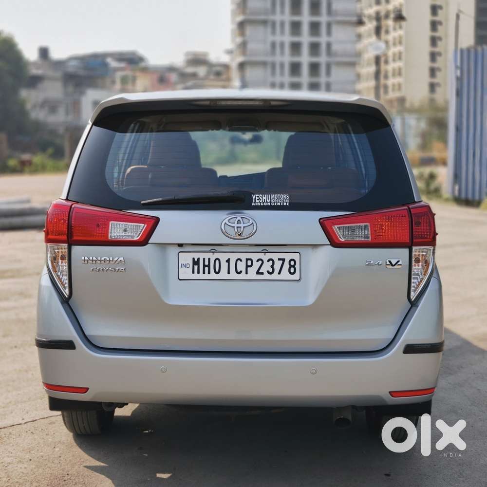 Toyota Innova Crysta 2017 Diesel Well Maintained