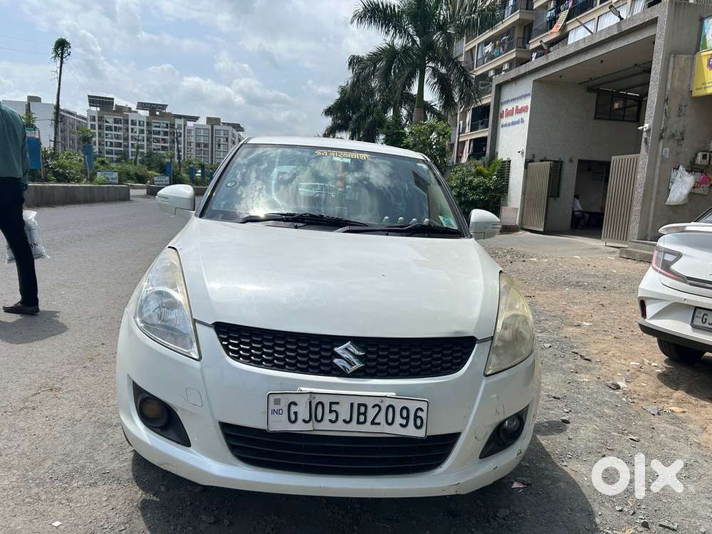 Maruti Suzuki Swift Petrol Manual 2012 Year