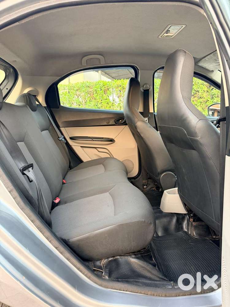 Tata Tiago 1.05 Revotorq Xt, 2017, Petrol