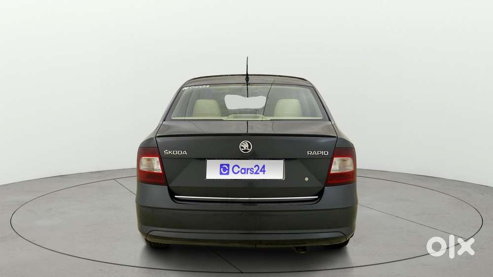 Skoda Rapid 1.0 Style At, 2020, Petrol