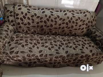 Sofa set clearance 5 seater olx