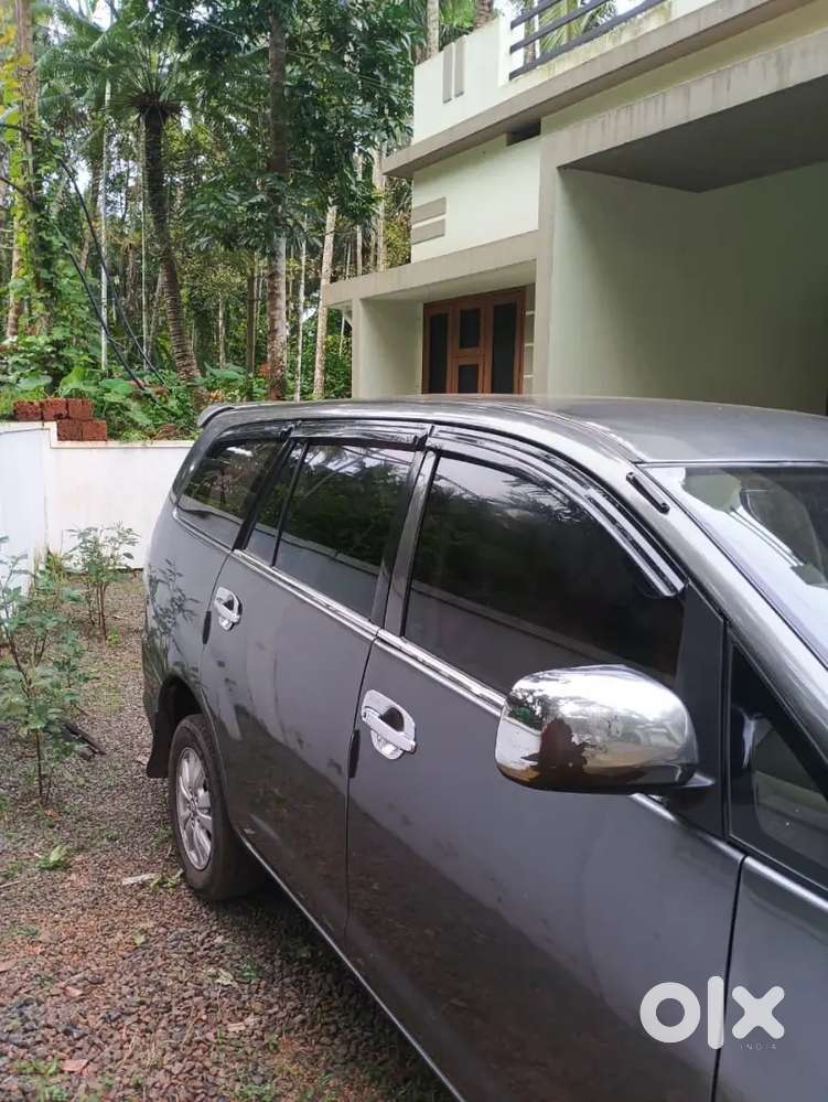 Toyota Innova Diesel 2011 2nd Owner