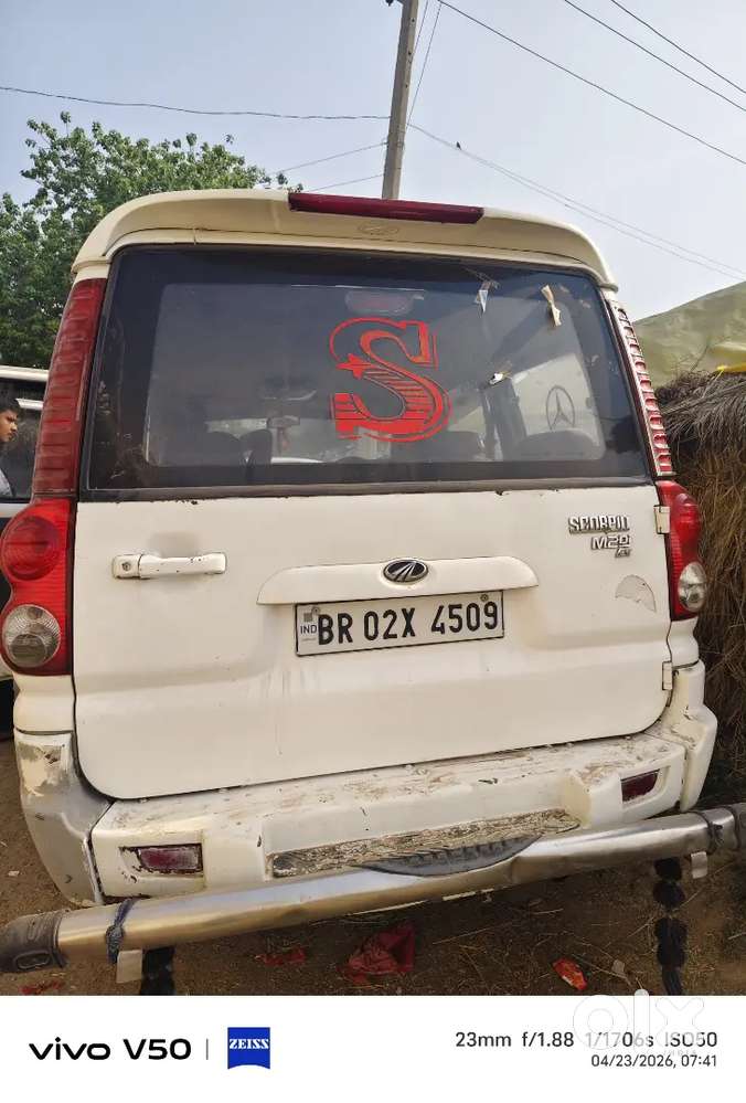 Gari Fully Condition Me Hai