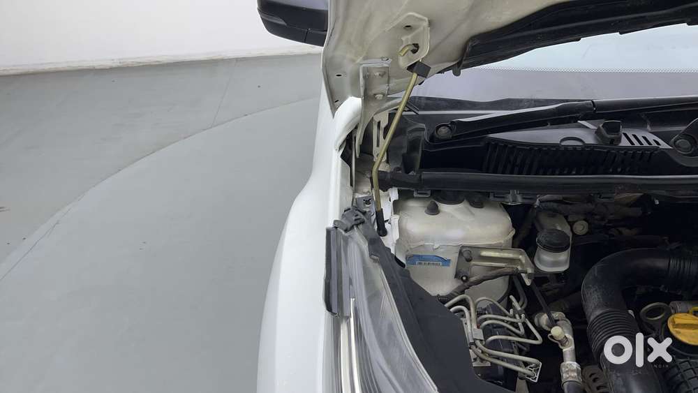 Tata Nexon 1.2 Revotron Xm (s), 2022, Petrol