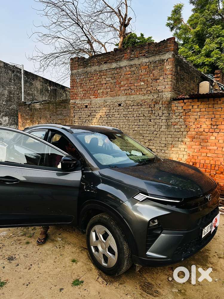 Tata Nexon Smart Plus.s Cng 2025