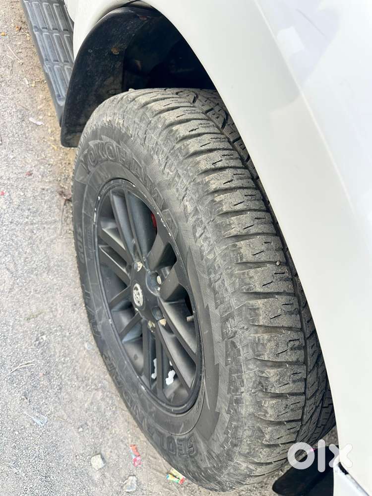 Toyota Fortuner Diesel 200000 Km Driven