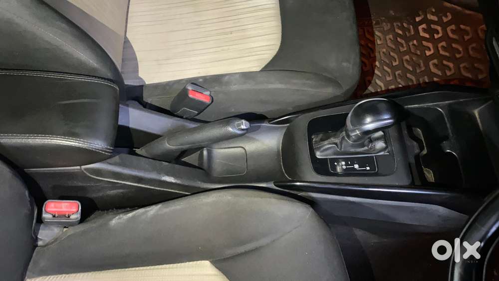 Toyota Glanza 1.2 V Amt, 2022, Petrol