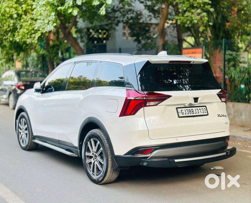 Mahindra Xuv700 2.2 Ax 7 Diesel At Luxury Pack Str, 2025, Diesel
