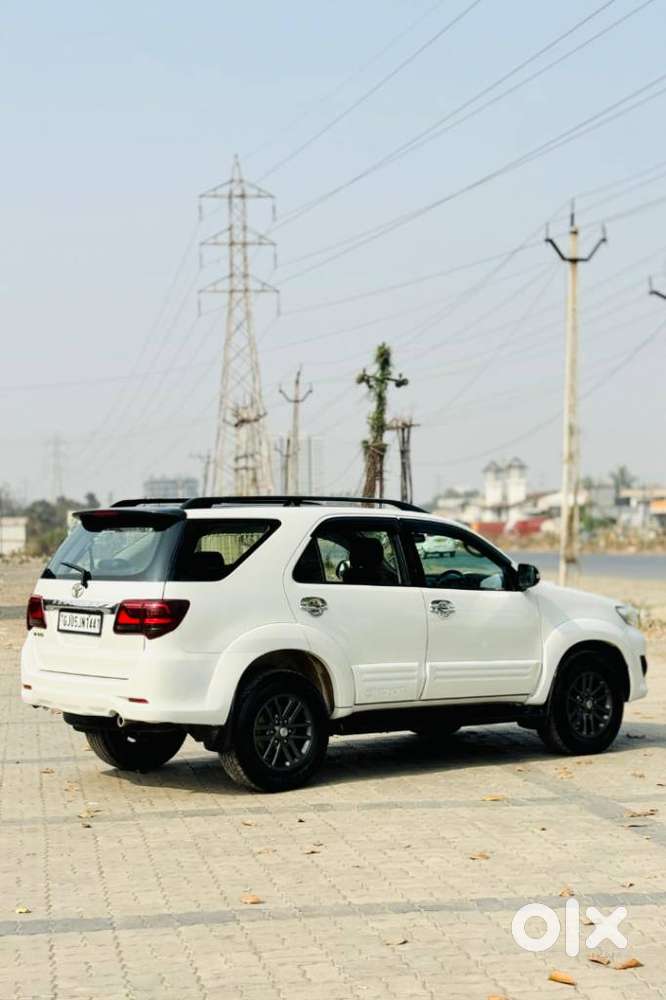 Toyota Fortuner 4x4 At, 2015, Diesel