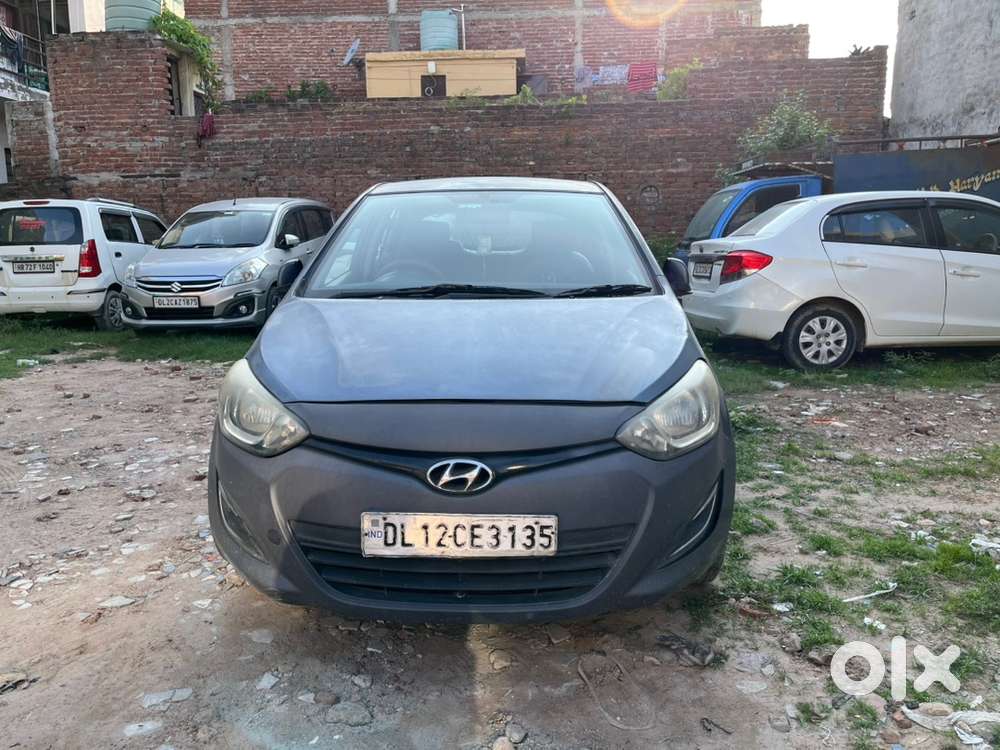 Well Maintained Hyundai I20 2012(november) Car. Excellent Milage
