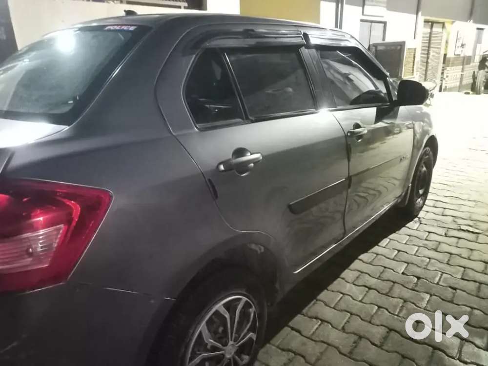 Maruti Suzuki Dzire Nov2014 (price Negotiable On Table)no Timepass