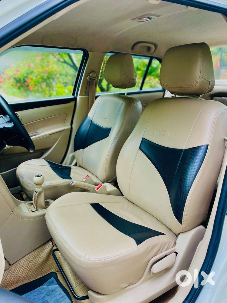 Maruti Suzuki Dzire 1.2 Vxi, 2016, Petrol
