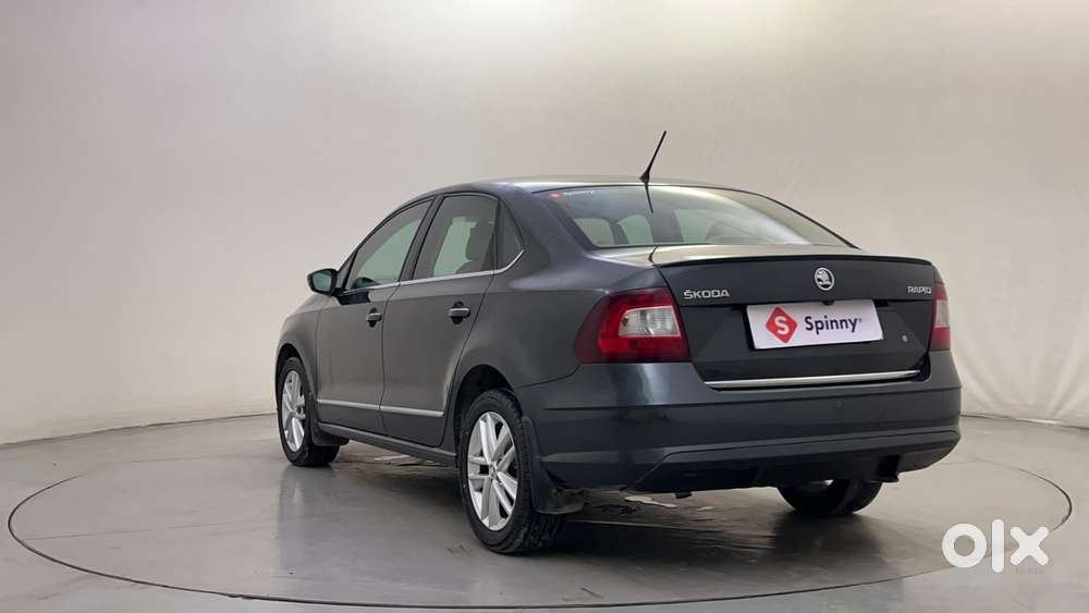 Skoda Rapid 1.0 Style At, 2021, Petrol