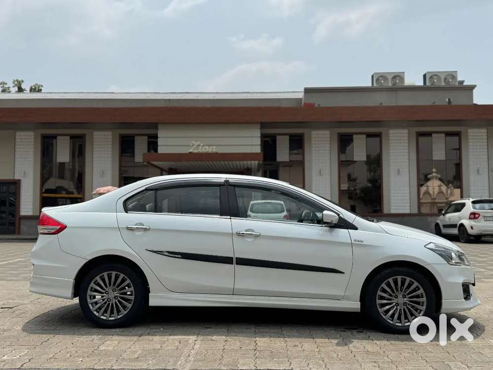 Maruti Suzuki Ciaz Alpha Diesel Shvs 2017 Model  Registered Jan 2018