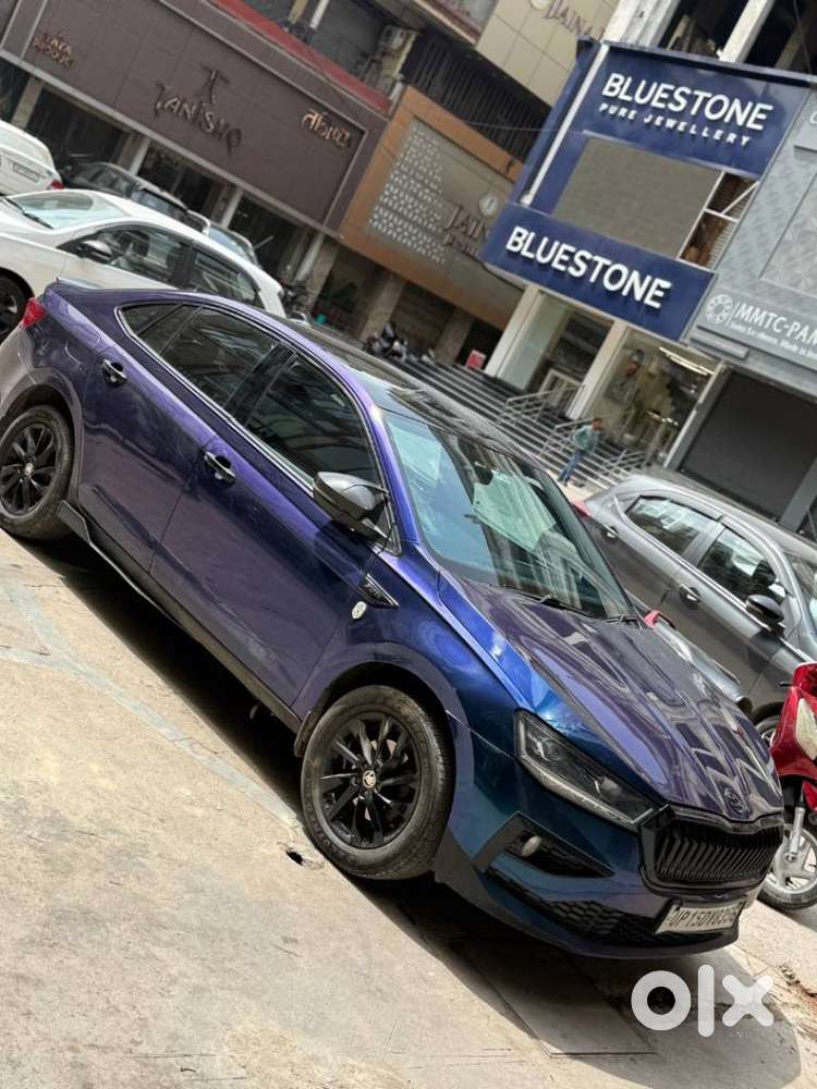 Skoda Slavia Facelift, 2022, Petrol