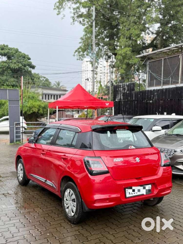Maruti Suzuki Swift 1.2 Vxi (o), 2025, Petrol