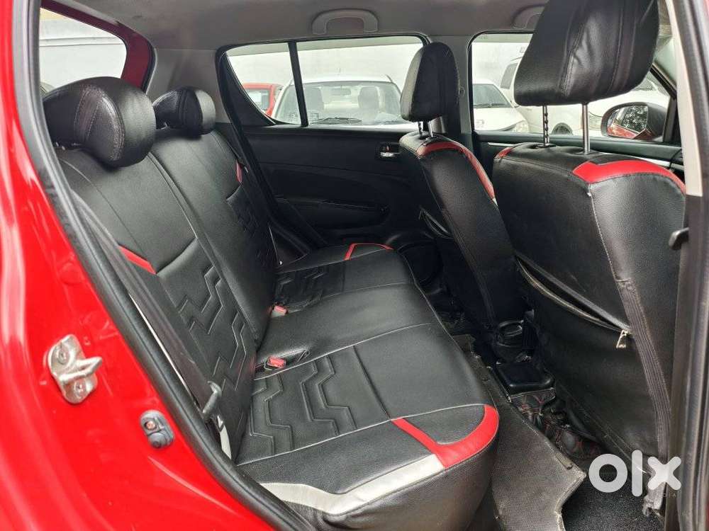 Maruti Suzuki Swift Vxi + Manual, 2017, Petrol