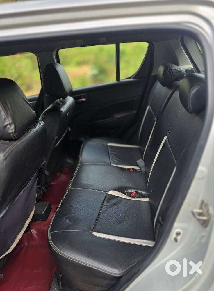 Maruti Suzuki Swift Vxi + Manual, 2017, Petrol