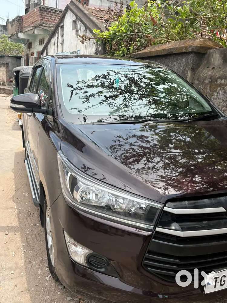 Toyota Innova Crysta Diesel Mt 2017