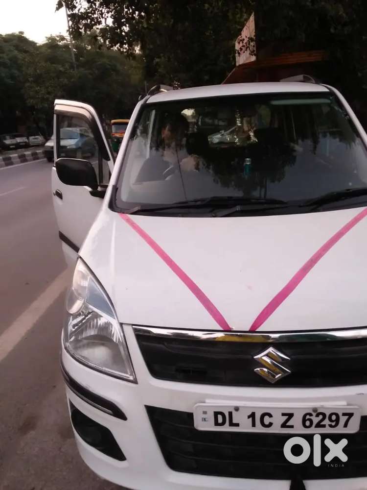 Maruti Wagnor Cng + Petrol ( Company Fitted)  2015 Model