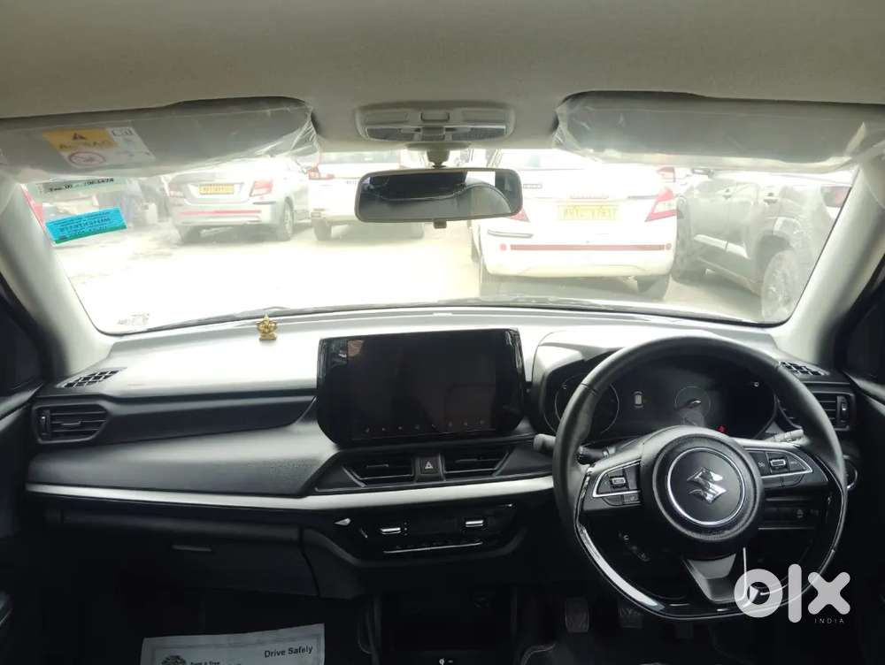 Maruti Suzuki Swift 2025 Petrol 9000 Km Driven