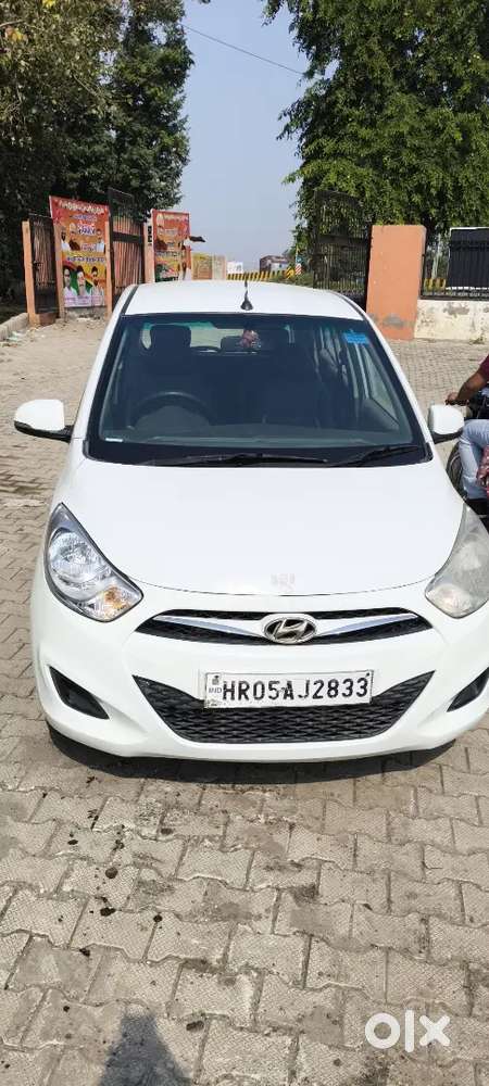Hyundai I10 Sportz 2013 1st Owner Petrol Cng New Tayar Bima Valid