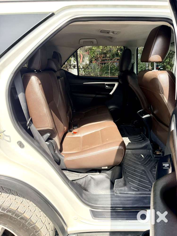 Toyota Fortuner 4x2 At 2.8 Diesel, 2020, Diesel