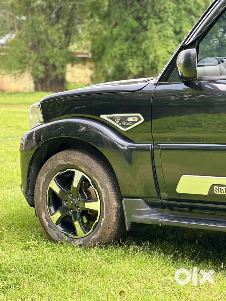 Mahindra Scorpio Classic 2.2 S 11 Mt 7 Str, 2023, Diesel