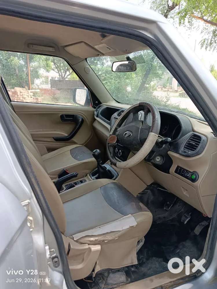 Mahindra Tuv 300 2018 Diesel Manual