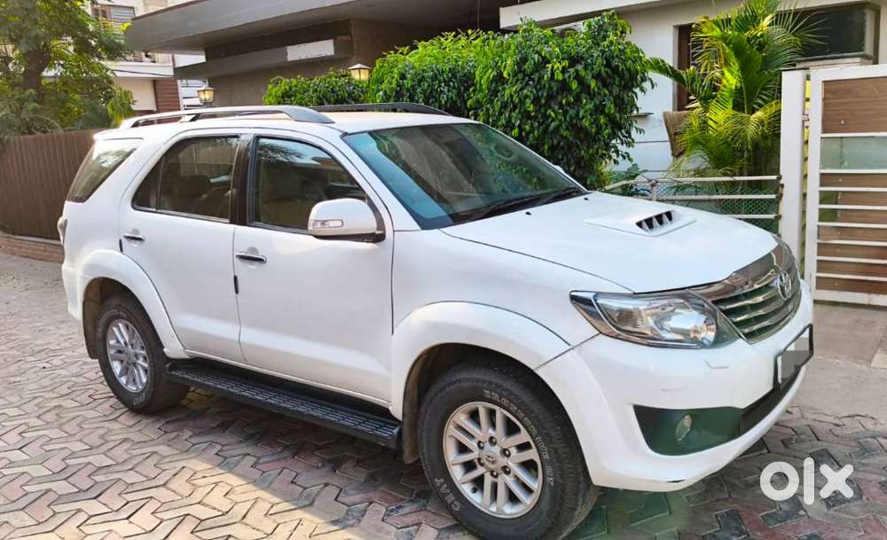Toyota Fortuner 3.0 4x2 Automatic, 2013, Diesel