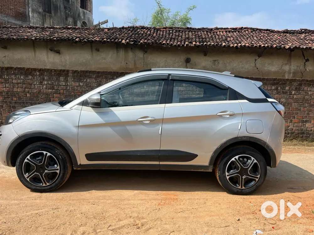 Tata Nexon 2018 Petrol Manual