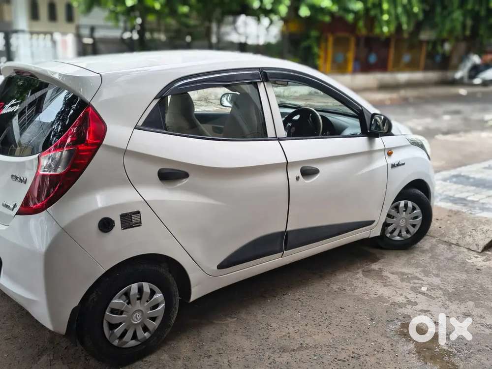 Hyundai Eon 2013 Petrol Car + Company Fitted Lpg